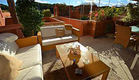Beautiful Middle floor Apartment for sale Saint Andrews | Cabopino Marbella outside patio